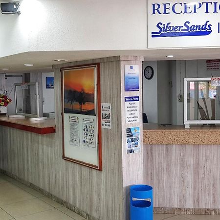 Gooderson Leisure Silver Sands 2 Self Catering And Timeshare Lifestyle Resort Durban Esterno foto